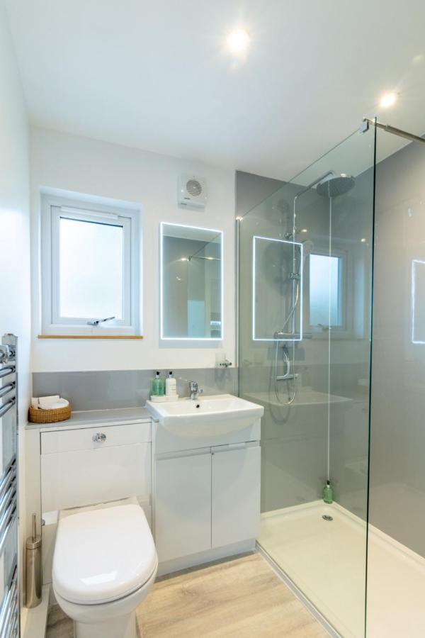 Allt Mor Rentals - Chalet With Hot Tub, And Studio Apartment No Hot Tub Ройбрідж Екстер'єр фото